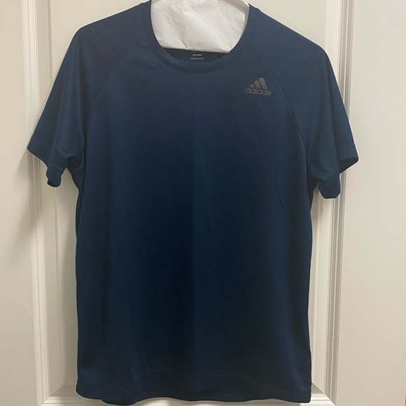 Adidas dry fit T-shirt - Picture 1 of 3